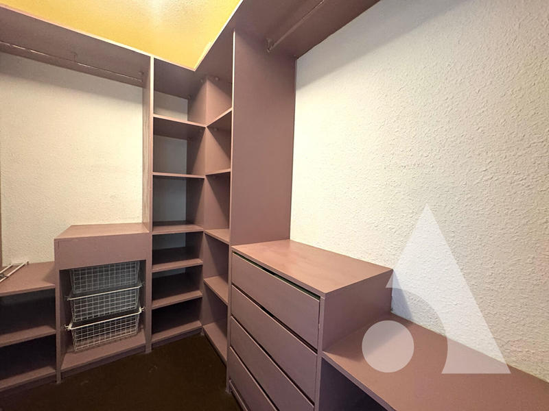 Appartement - 110 m² - 5 pièces