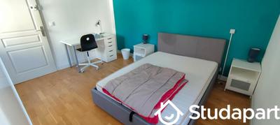 Chambre - 9 m² - 1 pièce