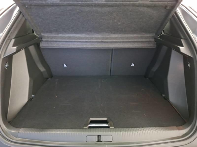 Peugeot 2008 Hybrid 136 e-Dcs6 Allure