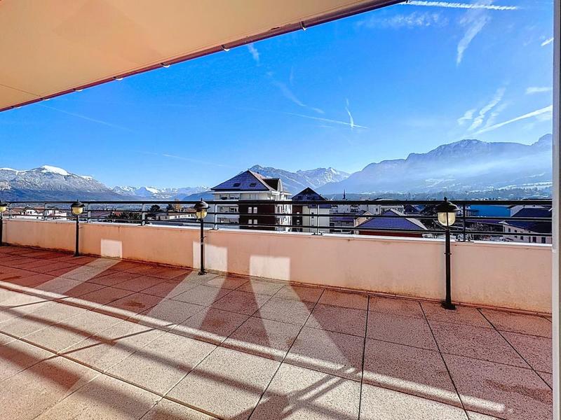 Appartement - 84 m² - 3 pièces