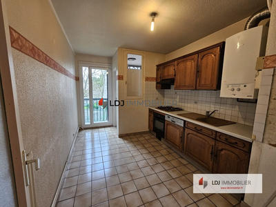 Appartement - 101 m² - 4 pièces