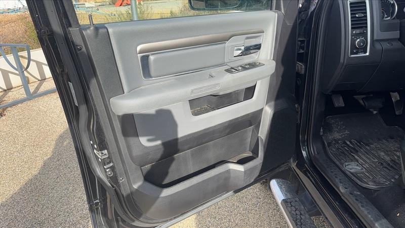 Dodge Ram 1500 5.7 V8 Hemi 394 4x4 Bva8 Out Door