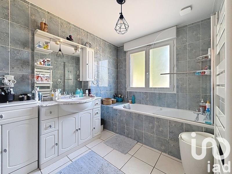 Maison de maîtres - 121 m² - 5 pièces