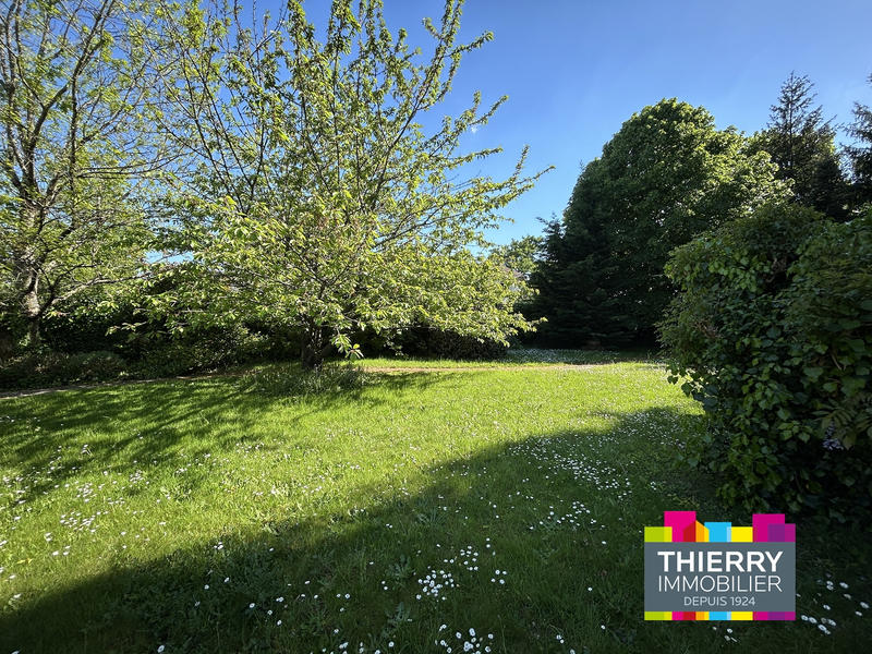 Maison - 281 m² - 8 pièces