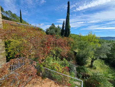 Mas - 217 m² - 9 pièces