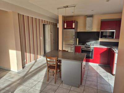 Maison - 95 m² - 5 pièces