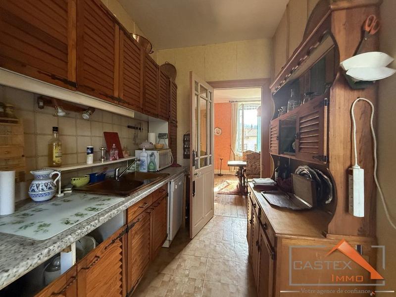 Maison bourgeoise - 224 m² - 9 pièces