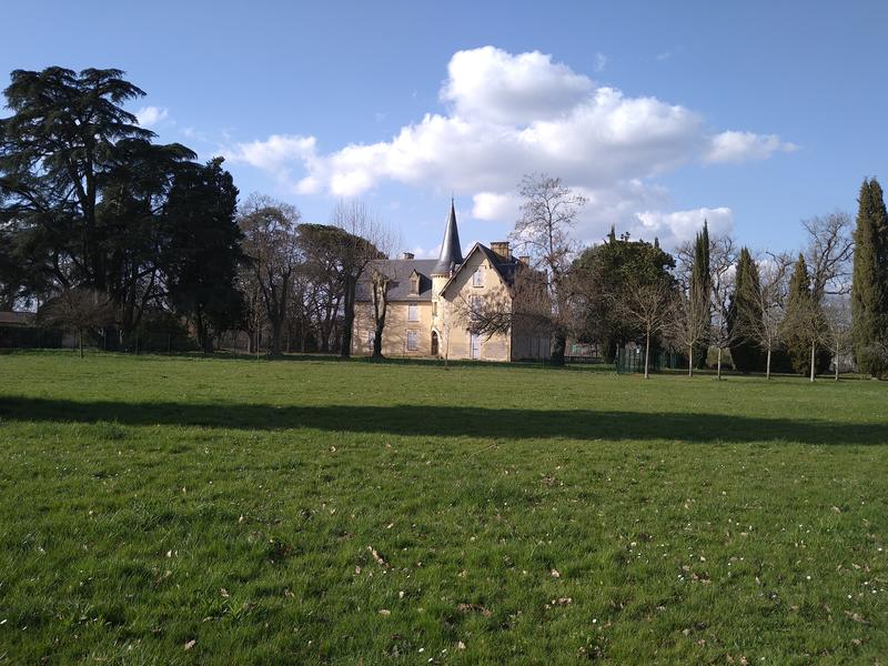 Château - 570 m² - 20 pièces