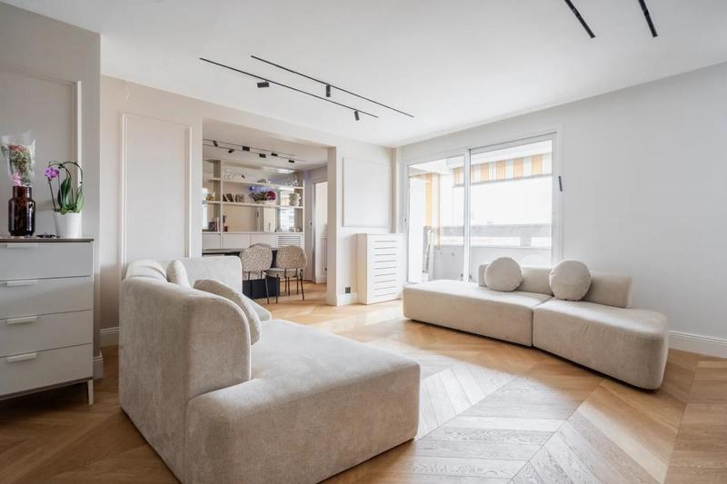 Appartement - 98 m² - 5 pièces