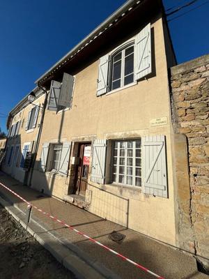 Maison - 102 m² - 4 pièces