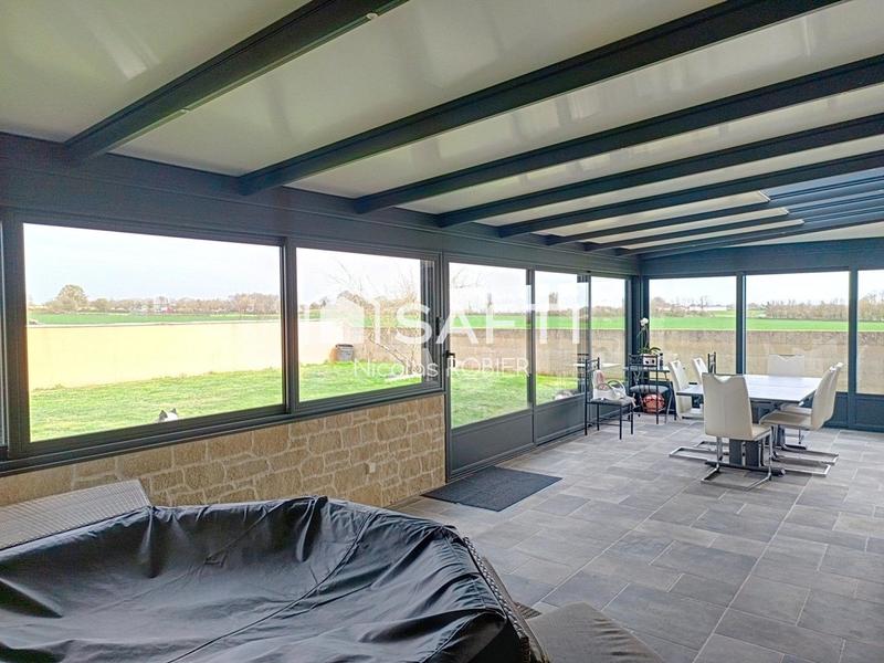 Maison - 185 m² - 5 pièces