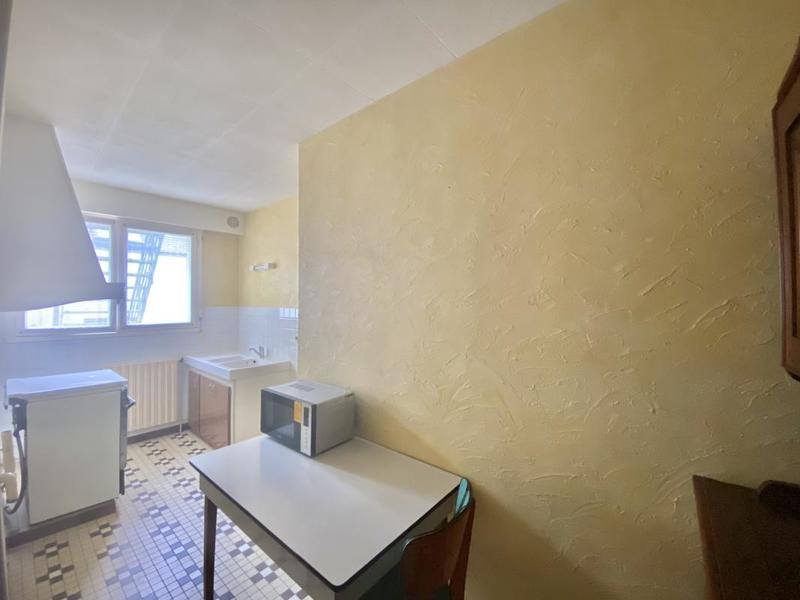 Maison - 300 m² - 13 pièces