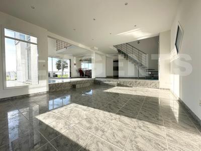 Maison contemporaine - 162 m² - 5 pièces