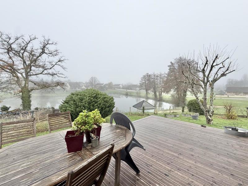 Maison - 188 m² - 8 pièces