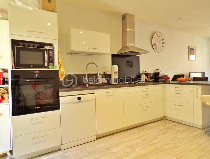 Maison de village - 80 m² - 3 pièces