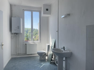 Maison - 92 m² - 5 pièces