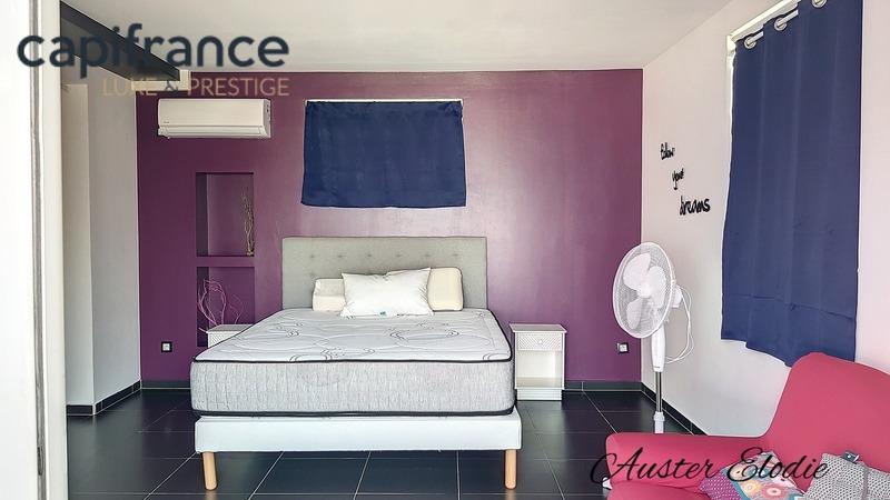 Villa - 250 m² - 7 pièces