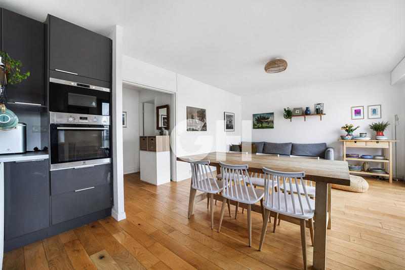 Appartement - 76 m² - 4 pièces