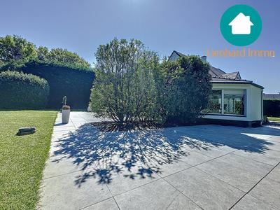 Villa - 215 m² - 7 pièces