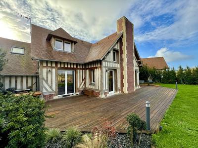 Maison - 197 m² - 5 pièces