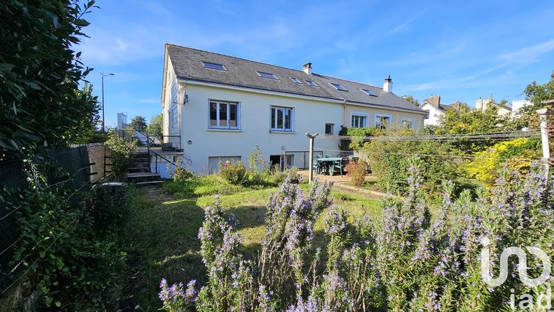 Maison - 156 m² - 8 pièces