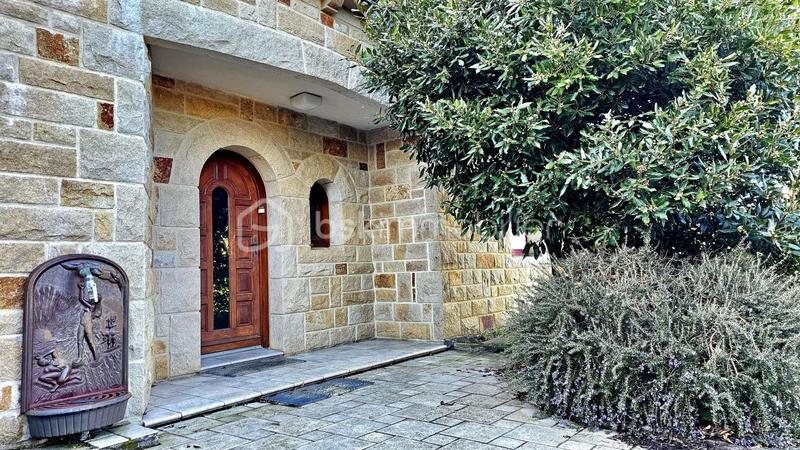 Maison en pierre - 170 m² - 7 pièces