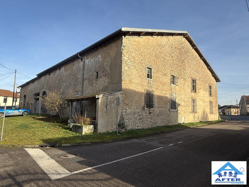 Maison ancienne - 237 m² - 12 pièces