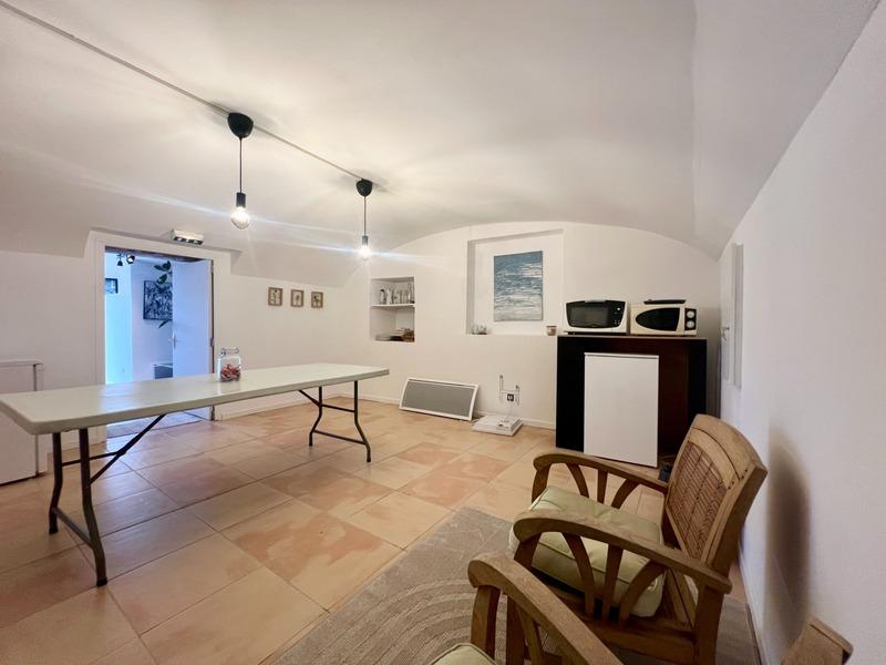 Local commercial - 80 m² - 3 pièces