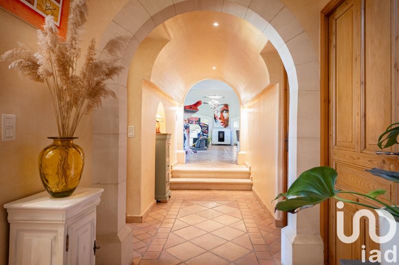 Maison - 385 m² - 7 pièces