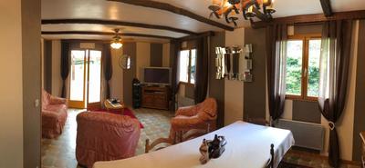 Maison traditionnelle - 100 m² - 6 pièces