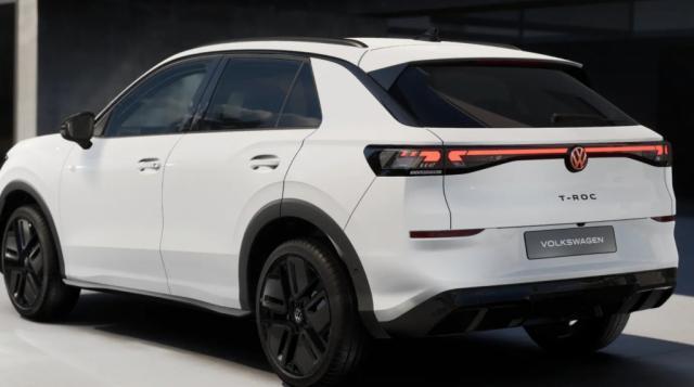 Volkswagen t-Roc 1.5 eTSI Evo2 Hybrid 150 ch Dsg7 R-Line (Dispo Avril)