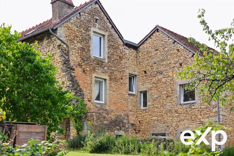 Demeure - 301 m² - 7 pièces