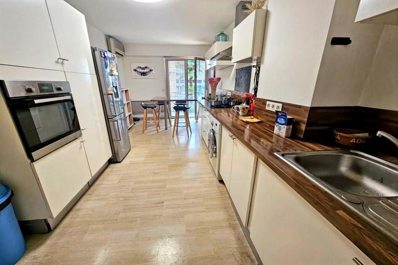 Appartement - 131 m² - 5 pièces