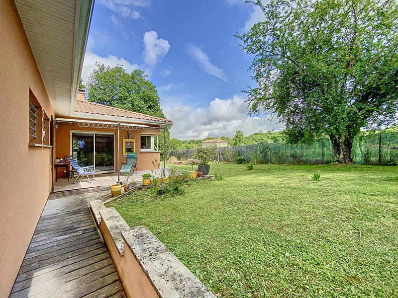 Maison - 141 m² - 6 pièces