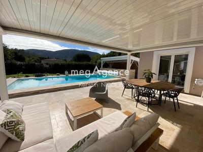 Maison de campagne - 140 m² - 7 pièces