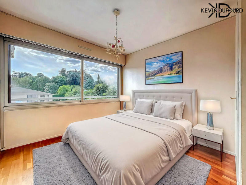 Appartement - 80 m² - 4 pièces