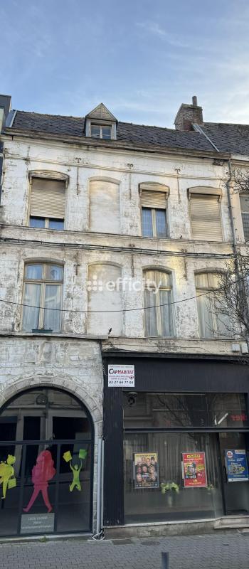 Immeuble - 126 m² - 9 pièces