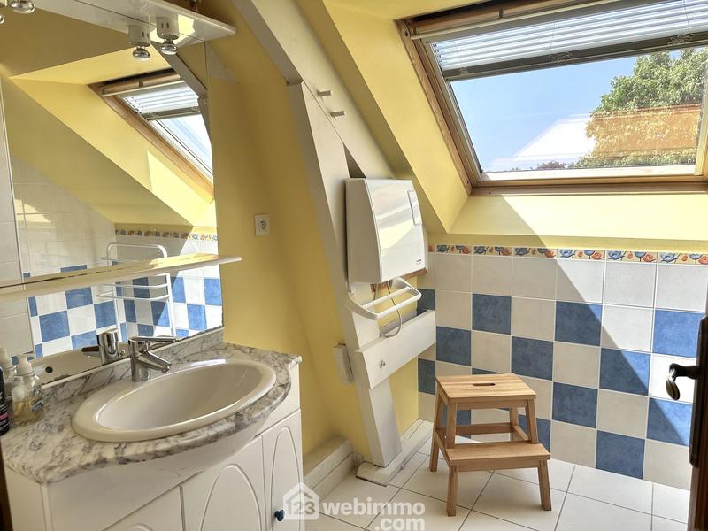 Maison - 186 m² - 7 pièces