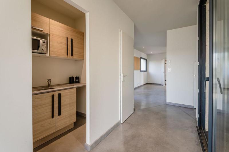 Maison - 184 m² - 2 pièces