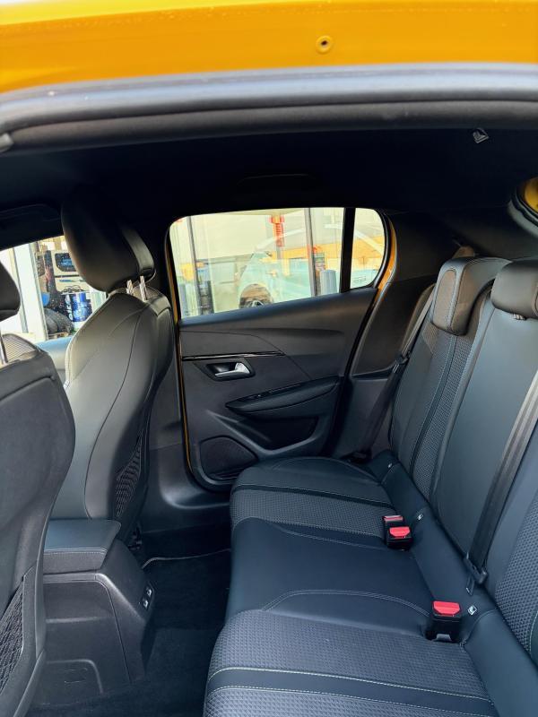 Peugeot 208 1.5 Bluehdi 100 Gt Hdi Ch Gt-Line