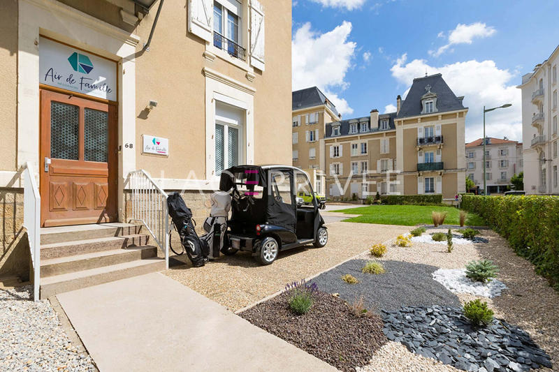 Immeuble - 20 pièces