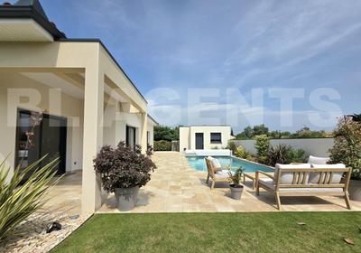 Maison de ville - 150 m² - 4 pièces