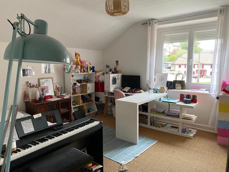 Maison - 243 m² - 6 pièces