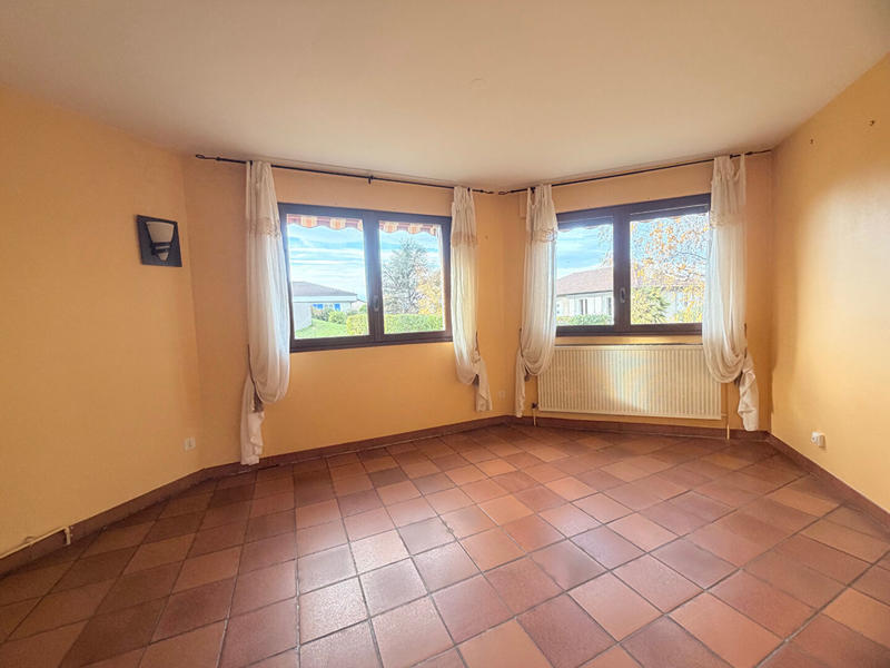 Maison - 97 m² - 3 pièces