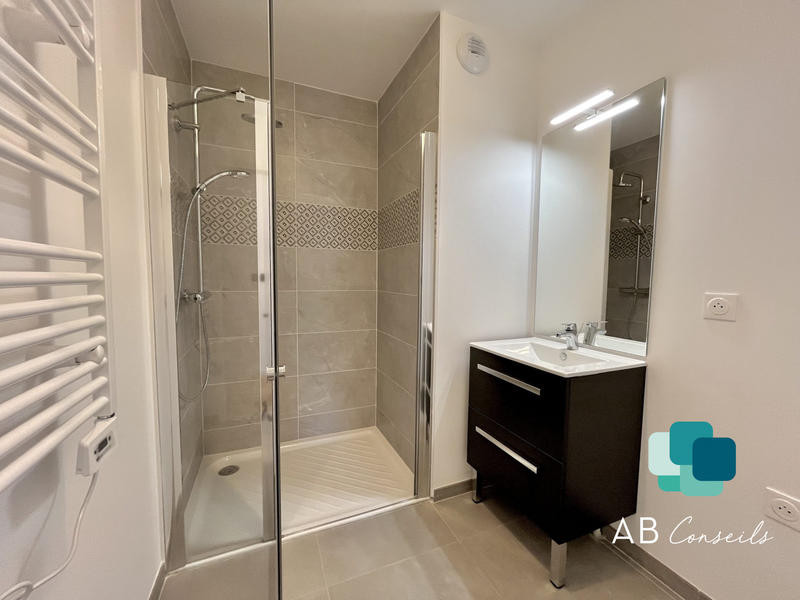 Appartement - 79 m² - 4 pièces