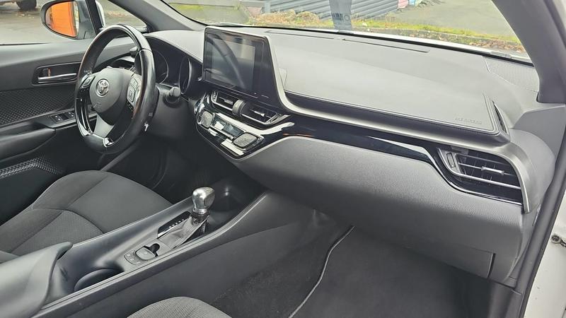 Toyota c-Hr 1.8 122 Dynamic - Automatique