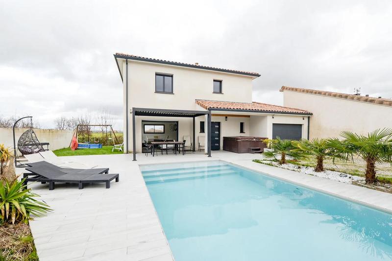 Maison - 115 m² - 5 pièces