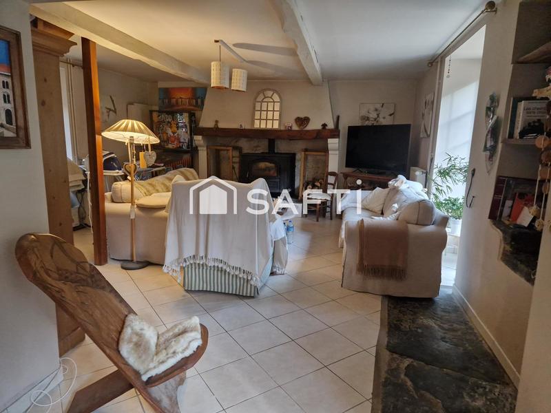 Maison - 300 m² - 9 pièces