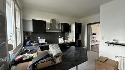 Maison - 180 m² - 7 pièces