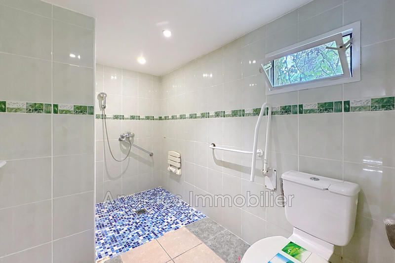 Maison chambre d'hôtes - 449 m²